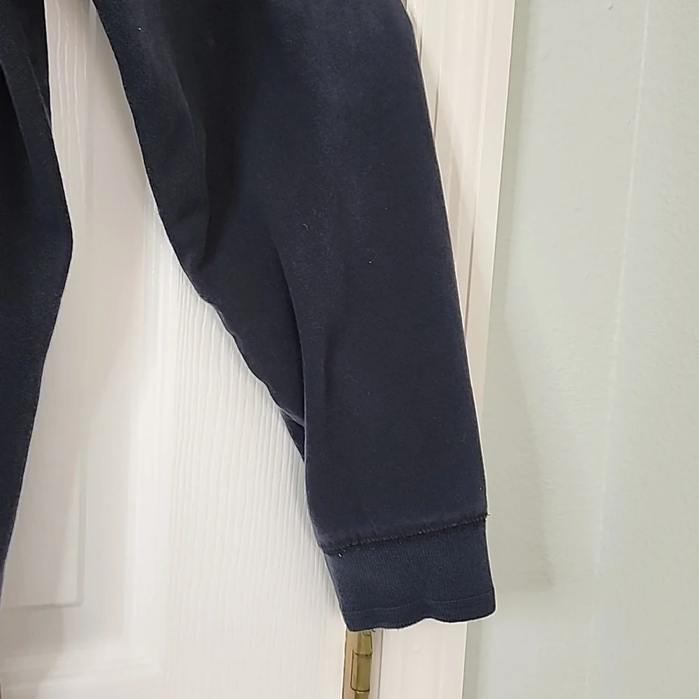 ST JOHN'S BAY MEN'S TOP